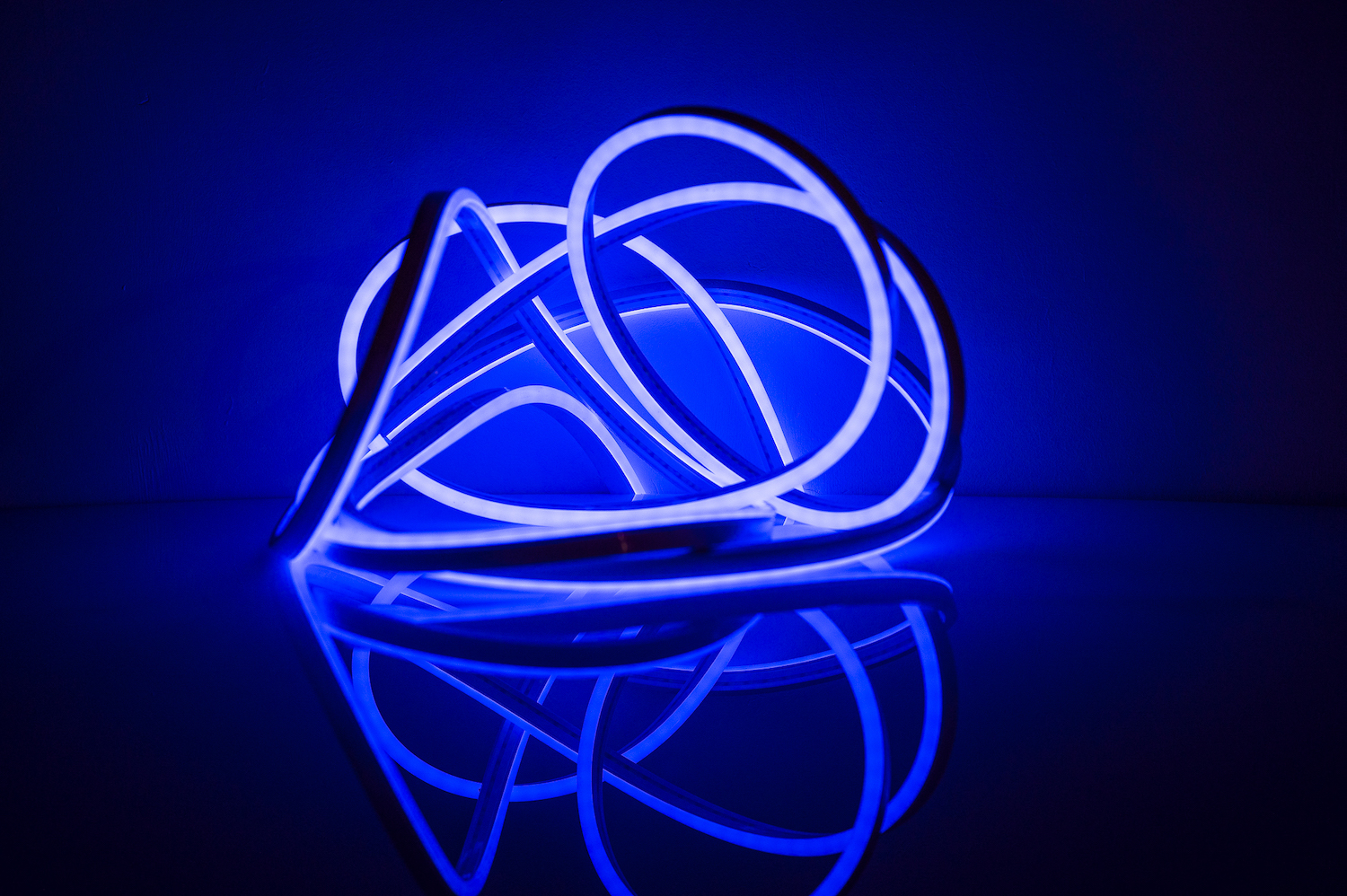 Retro Neon Flexible LEDs from Perspex Distribution Retail Focus Magazine Retail Design