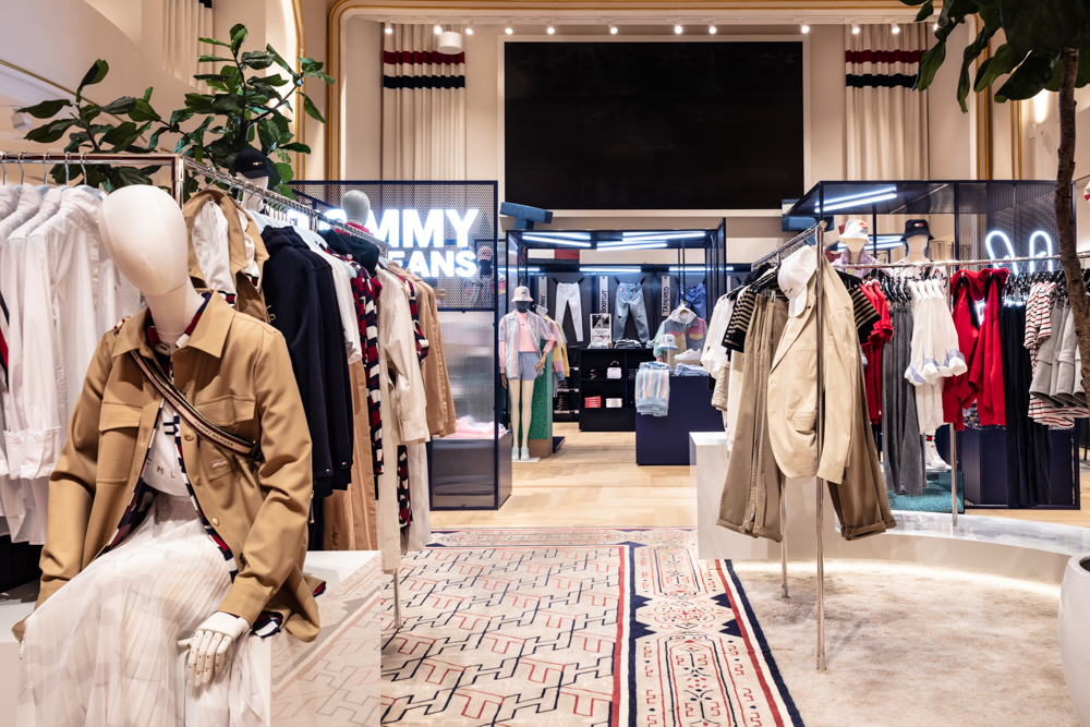 Tommy relaunches Berlin - Retail Focus Retail Design