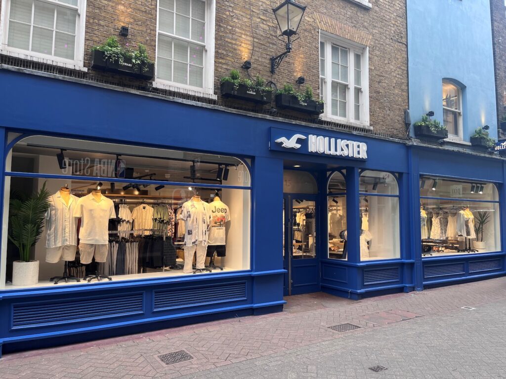 ryste dobbelt lilla Hollister Co. Announces New London Soho Store - Retail Focus - Retail Design