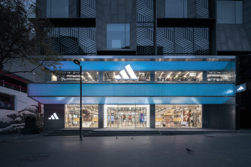 lezing pad Bekritiseren First Asia Pacific Adidas Flagship in Myeongdong, Seoul - Retail Focus -  Retail Design