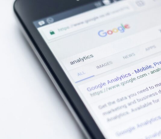 What Can Retailers Learn From Their Online Counterparts?