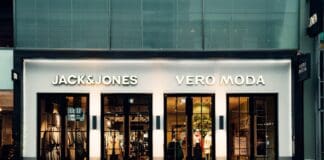 How AI Is Quietly Transforming Window Displays in 2025