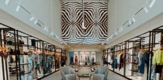 Roberto Cavalli doubles its presence in Ibiza with a new boutique at Ibiza Gallery