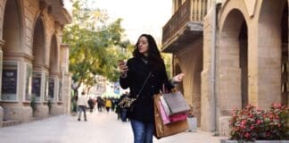 How Can Retailers Use eSIM to Enhance Their Loyalty Programs?