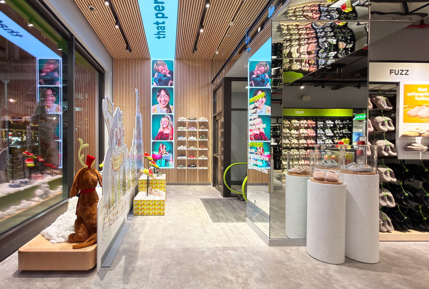 Crocs at 34th Street (3)