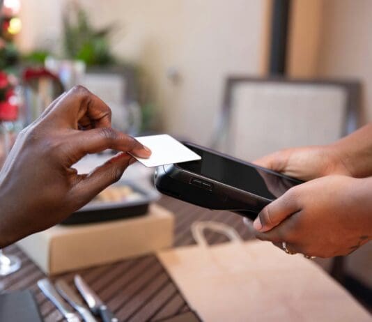 New Aptos Research Finds 75% of Consumers Plan to Maintain or Increase Discretionary Spending in 2026