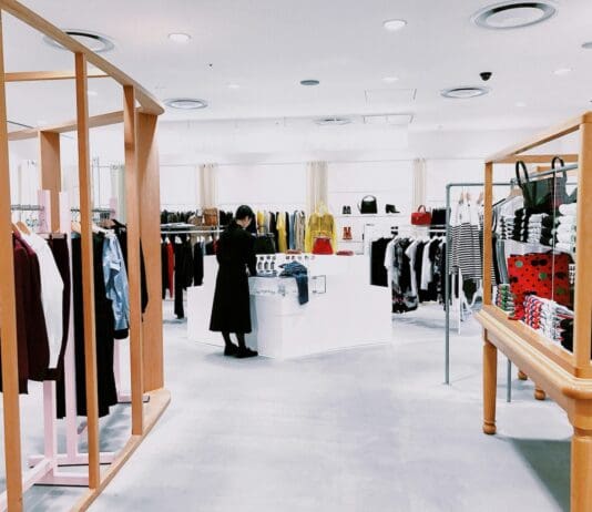 4 ways experiential retail is reshaping high street footfall