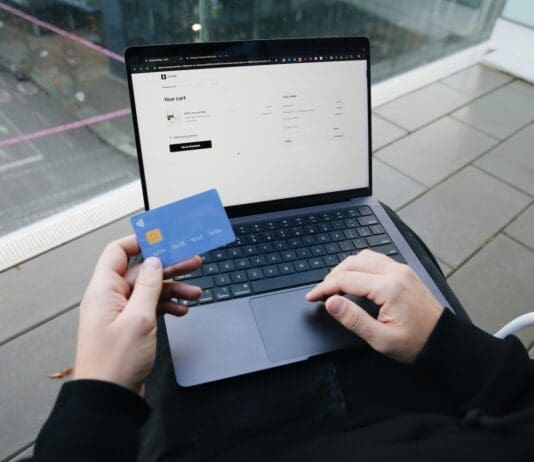 Payfuture Launches Local Payments Integration for Merchants on Shopify in India
