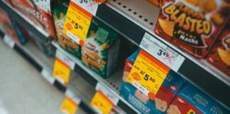Retail price monitoring guide: engineering the collection layer