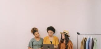 Employee Time Tracking Software: Solving Retail’s Labour Cost and Compliance Problem