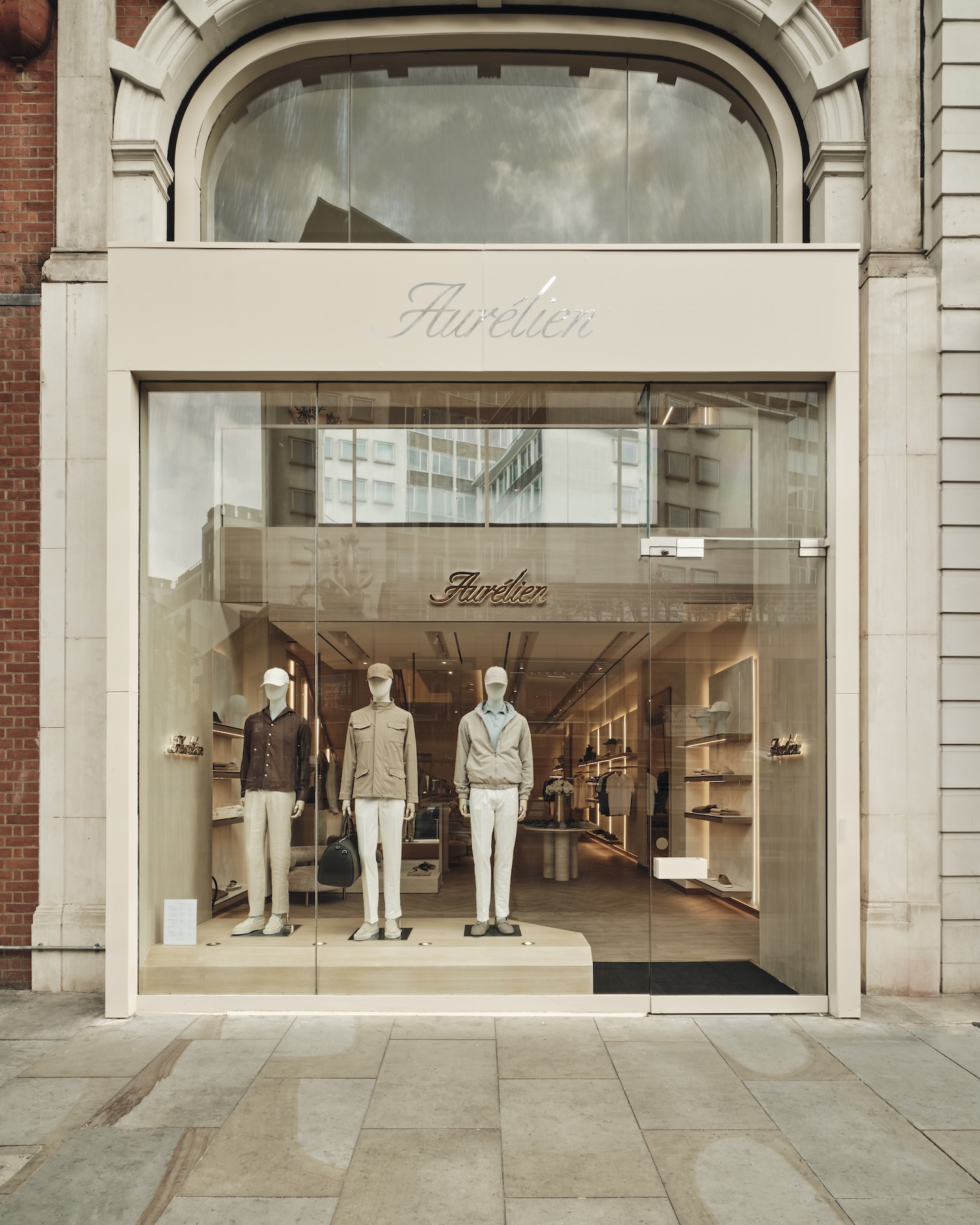 Aurelien @ TASK PR - aurelien-online.com - Aurelien Brompton Rd_132